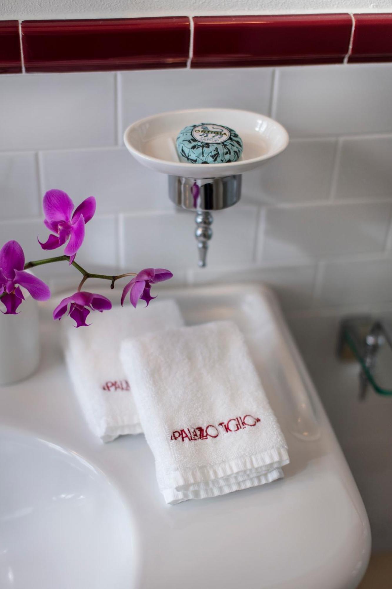 Palazzo Tiglio - A Small Luxury Hotels Of The World San Pancrazio  Екстер'єр фото